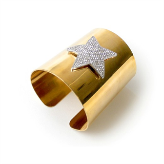 Illustration for article titled Noir Jewelry